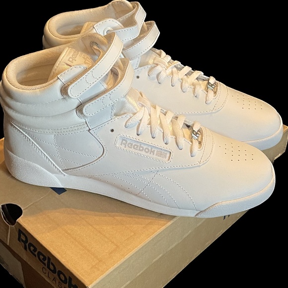 *NIB* REEBOK CLASSIC size 5 strap juniors kids white NEW 80s 90s Retro Vintage - Picture 3 of 7
